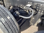 Underbody with Non-Driven Drop Axle (1)