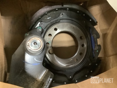 (8) Meritor Heavy Vehicle Systems QPX 1655 587 Shoe Type Brakes