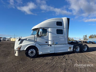 2016 Volvo VNL 6x4 تراكتور شاحنة كابينة النوم (ثنائية المحور)