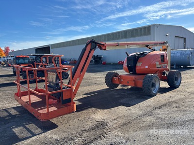 2016 JLG 600AJ 4WD Dual Fuel Piattaforma monobraccio articolata