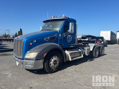 2016 Peterbilt 579 6x4 T/A Day Cab Truck Tractor