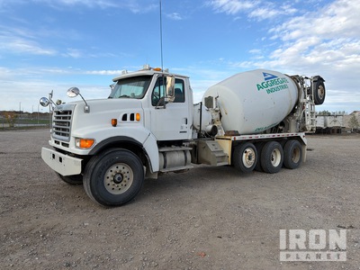 2004 Sterling LT9500 10x4 Camion malaxeur