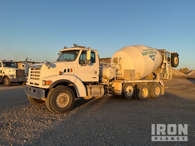 2000 Sterling LT9500 10x4 Camion mélangeur