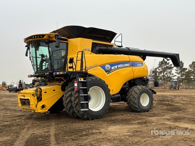 2022 New Holland CR9.90 Revelation Combine Harvester