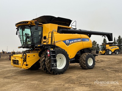 2022 New Holland CR9.90 Revelation Combine Harvester