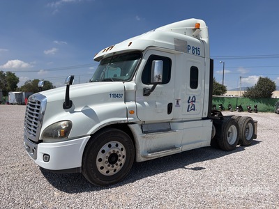 2018 Freightliner Cascadia 125 6x4 Tractocamion con Dormitorio / تراكتور شاحنة كابينة النوم (ثنائية المحور)