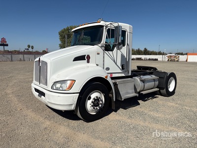 2014 Kenworth T300 4x2 Day Cab Truck Tractor