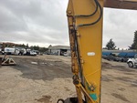 Hydraulique with Vérin de godet