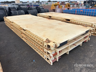 Quantity of (3) 2014 CSC 5800 mm x 2300 mm Container Mats معدات الحاويات المتنوعة