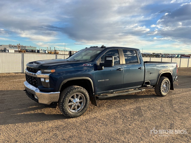 2022 Chevrolet 2022 Chevrolet 3500 HD LT 4x4 Crew Cab Pickup