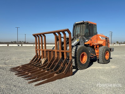 2018 Develon DL300-5 Wheel Loader