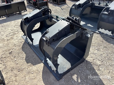 2026 Skyway BSSHG-1720 68 in Skid Steer Grapple Bucket (Unused)