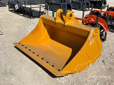 2026 Warrior WBMCC12-1550 61 in Q/C Cleanup Excavator Bucket - Fits Cat 312 / 12 - 14 ton (Unused)