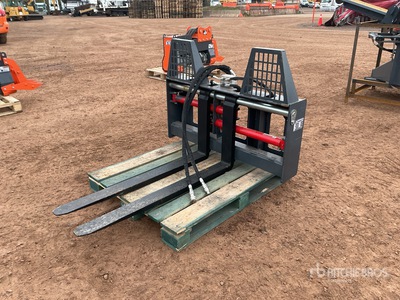 2026 Handy HF2T 48 in Skid Steer Forks (Unused)