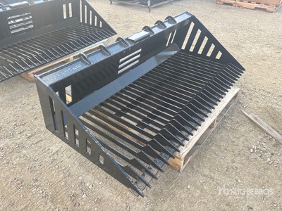 2026 GIYI GY-RB66N 66 in Rock Skid Steer Bucket (Unused)