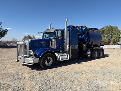 2012 Peterbilt 367 8x4 Camion-citerne à vide