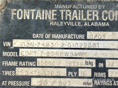 2005 Fontaine 48 ft T/A Spread Axle Step Deck Trailer