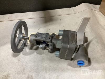 (3) Hunt Valve C212-0-B12 MOD Globe Stop Valves