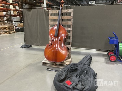 Russo Music R66 Bass Violin
