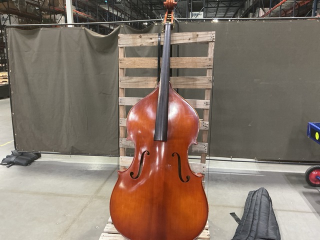 Russo Music R66 Bass Violin Russo Music R66 Bass Violin