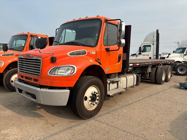 2017 Freightliner M2 106 6x4 Flatbed Truck