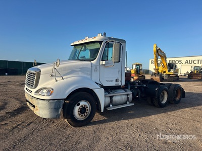 2007 Freightliner CL120 6x4 T/A Day Cab Truck Tractor
