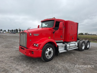 2017 Kenworth T800 6x4 Tractocamion con Dormitorio / Ciągnik siodłowy T/A z kabiną sypialną