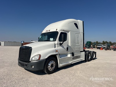 2015 Freightliner Cascadia 125 6x4 トラックトラクター（T/A）