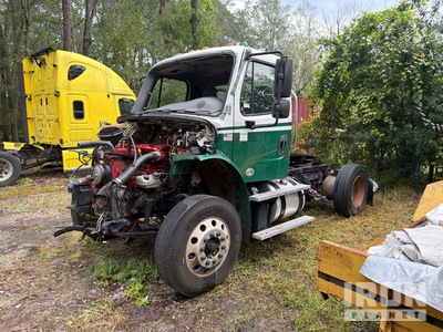 2017 Freightliner 4x2 S/A Day Cab Truck Tractor