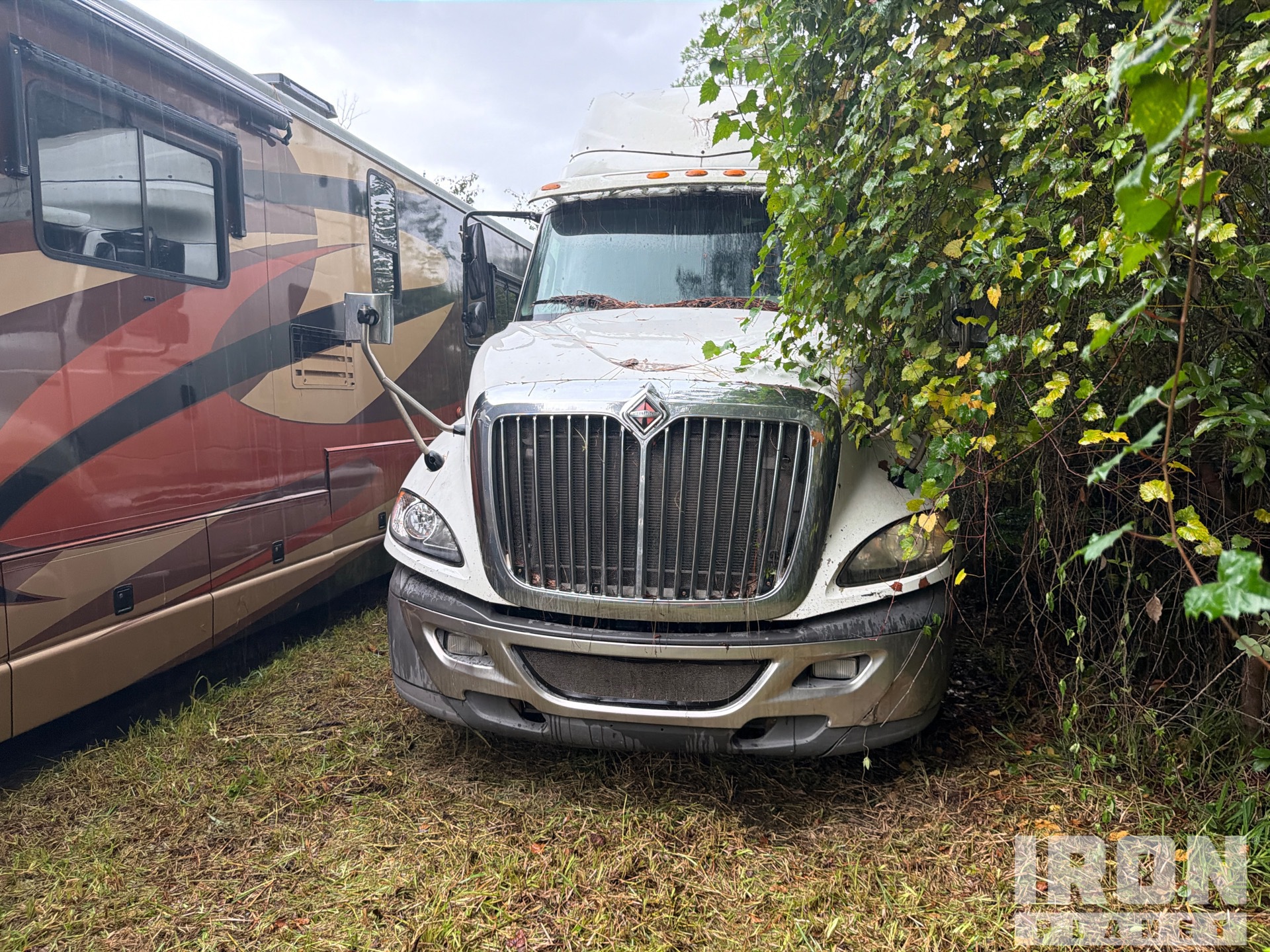2012 International 6x4 Cabina con cuccetta per trattore stradale