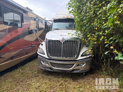 2012 International 6x4 Cabina con cuccetta per trattore stradale