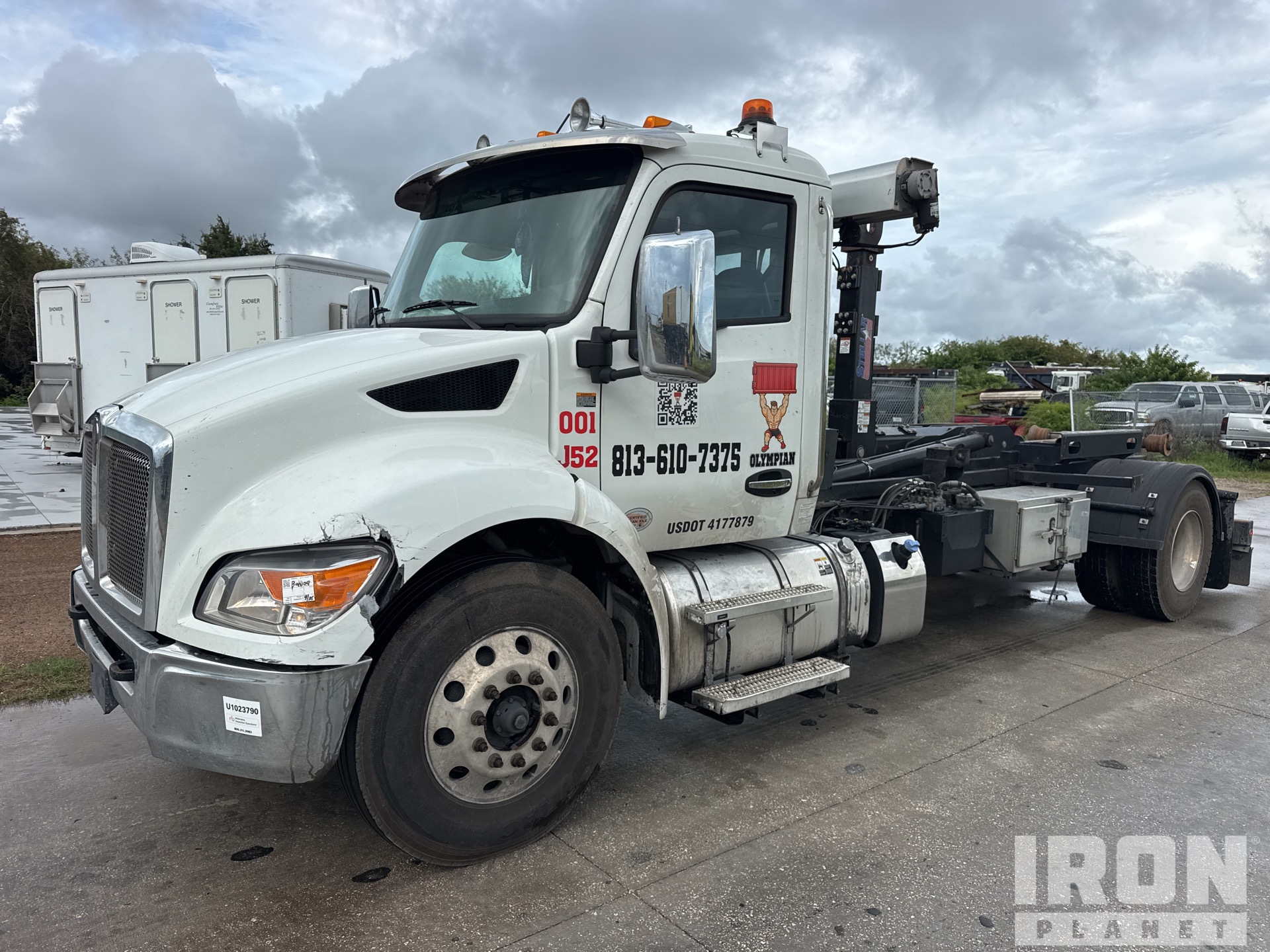 2005 Kenworth T380 4x2 Camión rodante