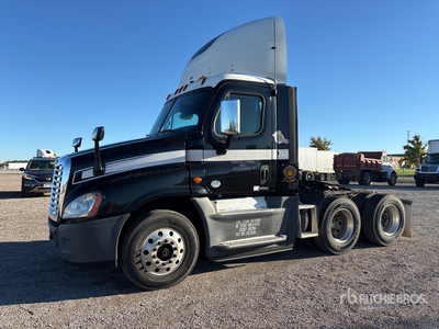 2016 Freightliner Cascadia 125 6x2 Day Cab Truck Tractor