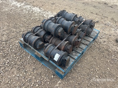 Quantity of (15) Top Rollers - Fits Hitachi/John Deere 270