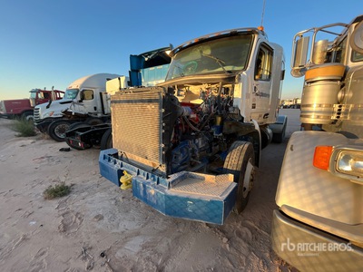 2019 Peterbilt 567 6x4 T/A Sleeper Truck Tractor