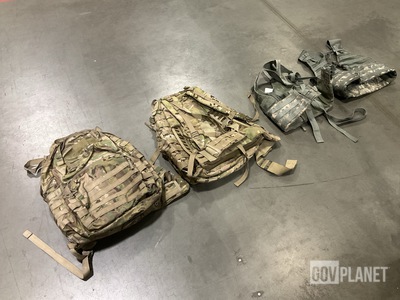 (124) Waist Packs, (100) Fighting Load Carriers & (42) Medium Rucksack Sets