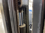 Hydraulics with Mast Lift Cylinders