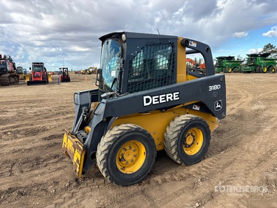2012 John Deere 318D Two-Speed Mini pala