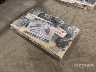 Quantity of (8) Greatbear Double Leg Lifting Chain Sling with hooks (Unused)