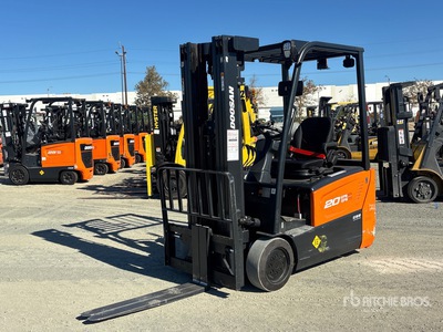 2022 Doosan B20T7 3650 lb Montacargas Eléctrico