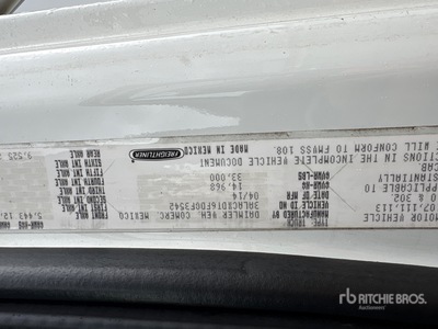 2015 Freightliner M2 106 4x2 Furgonetka
