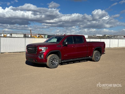 2022 GMC Sierra 1500 AT4 4x4 Crew Cab Pickup