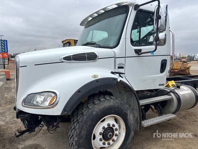 2007 Freightliner M2 112 8x6 Cabine et châssis