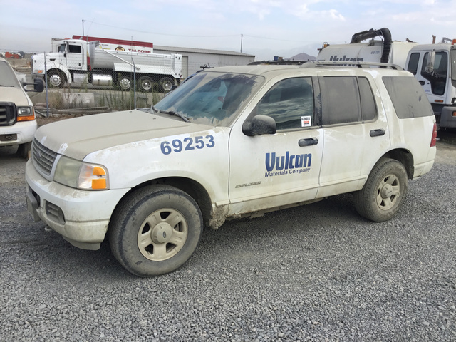 2004 Ford Explorer 4x4 SUV 2004 Ford Explorer 4x4 SUV