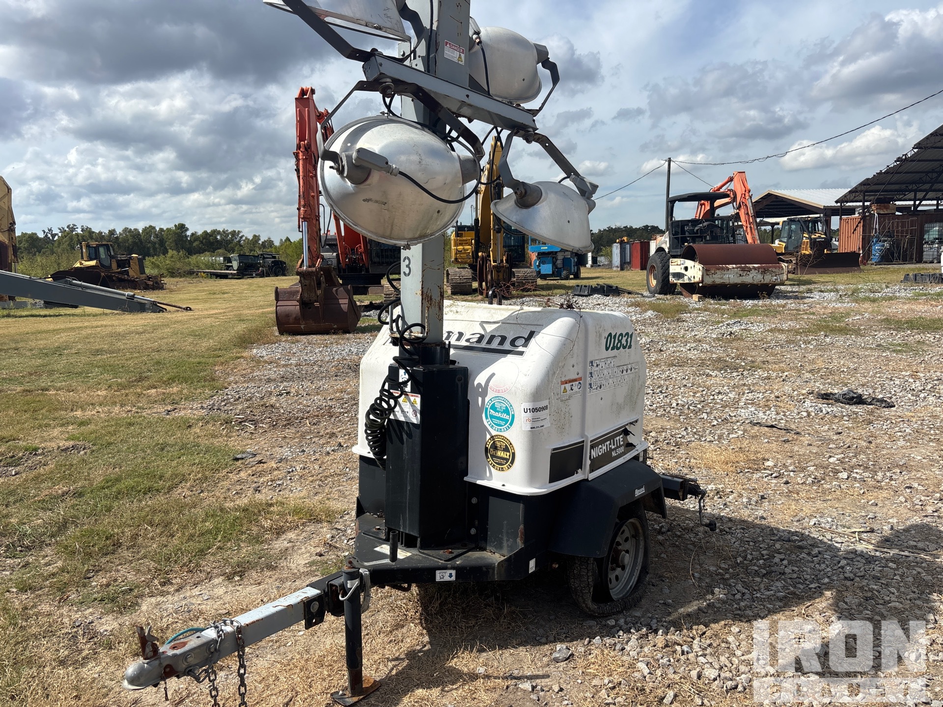 2016 Allmand Bros NL5000 8 kVA Torre faro
