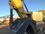 v2 Chassis - Excavator with Pin and Bushings Stick to Bucket