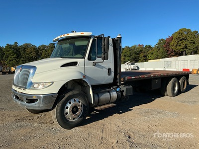 2015 International 4300 6x2 Flatbed Truck