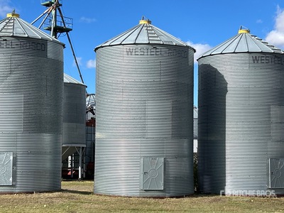 Westeel +/- 2550 bu 8 Ring Grain Bin