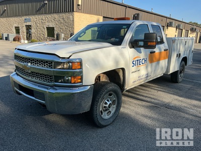 2019 Chevrolet Silverado 2500HD 4x4 Extended Cab Utility Truck