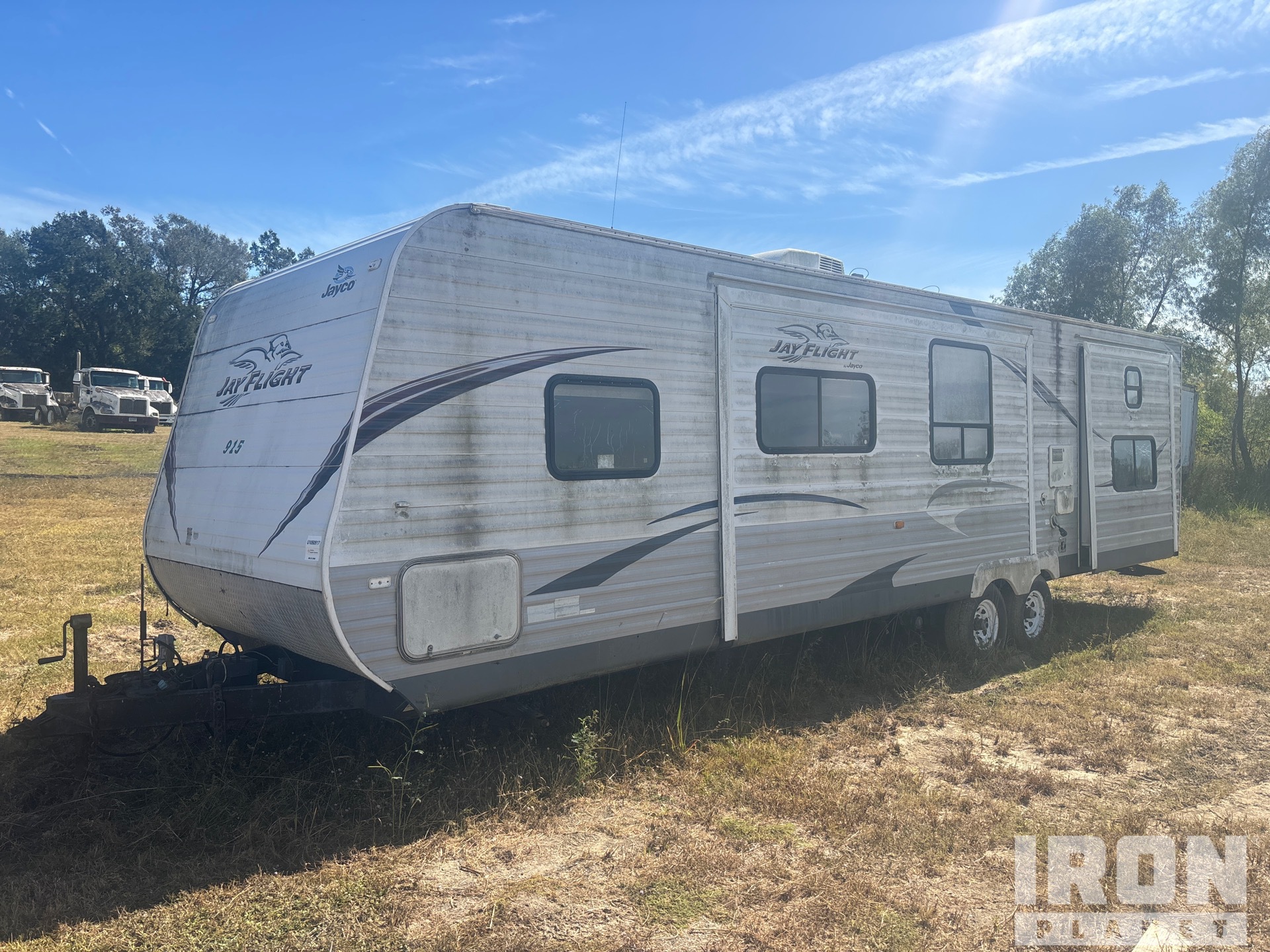 2012 Jayco 32TSBH 32 ft T/A Travel Trailer